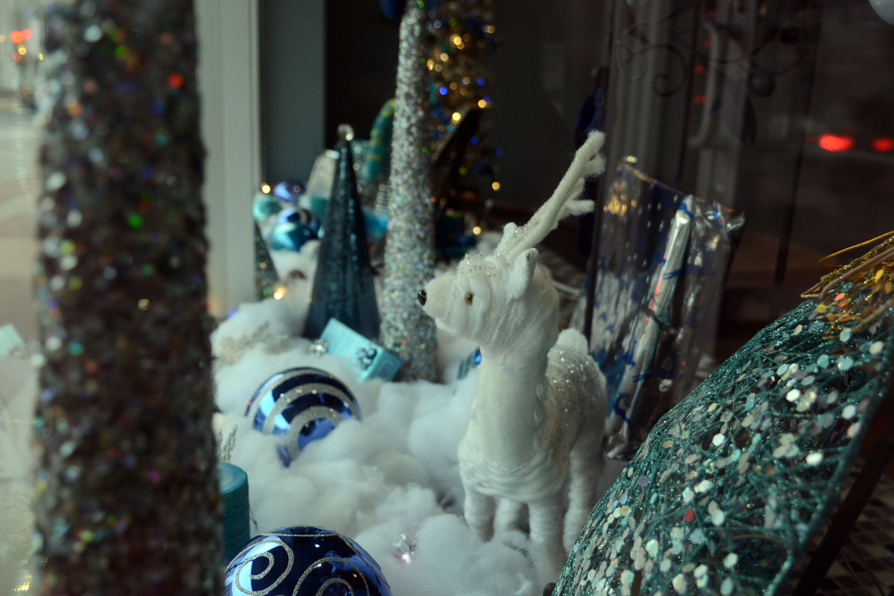 Portage shop windows, Dec. 18, 2020